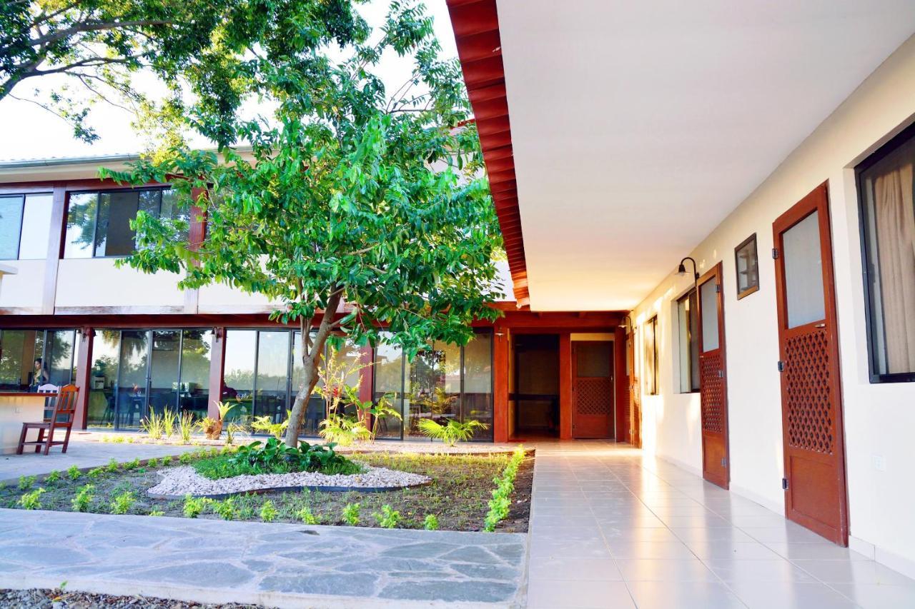 Warnes Los Jazmines Hotel Resort מראה חיצוני תמונה