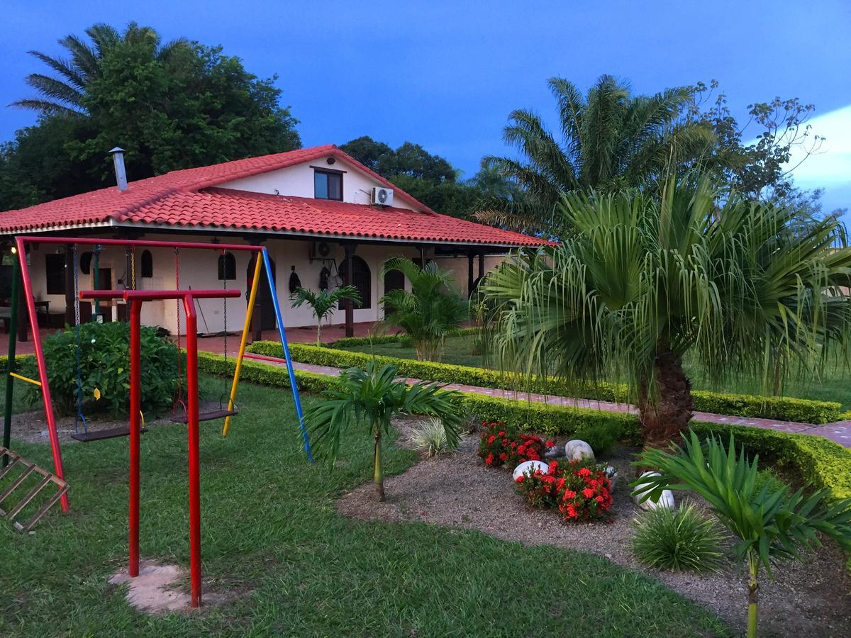 Warnes Los Jazmines Hotel Resort מראה חיצוני תמונה