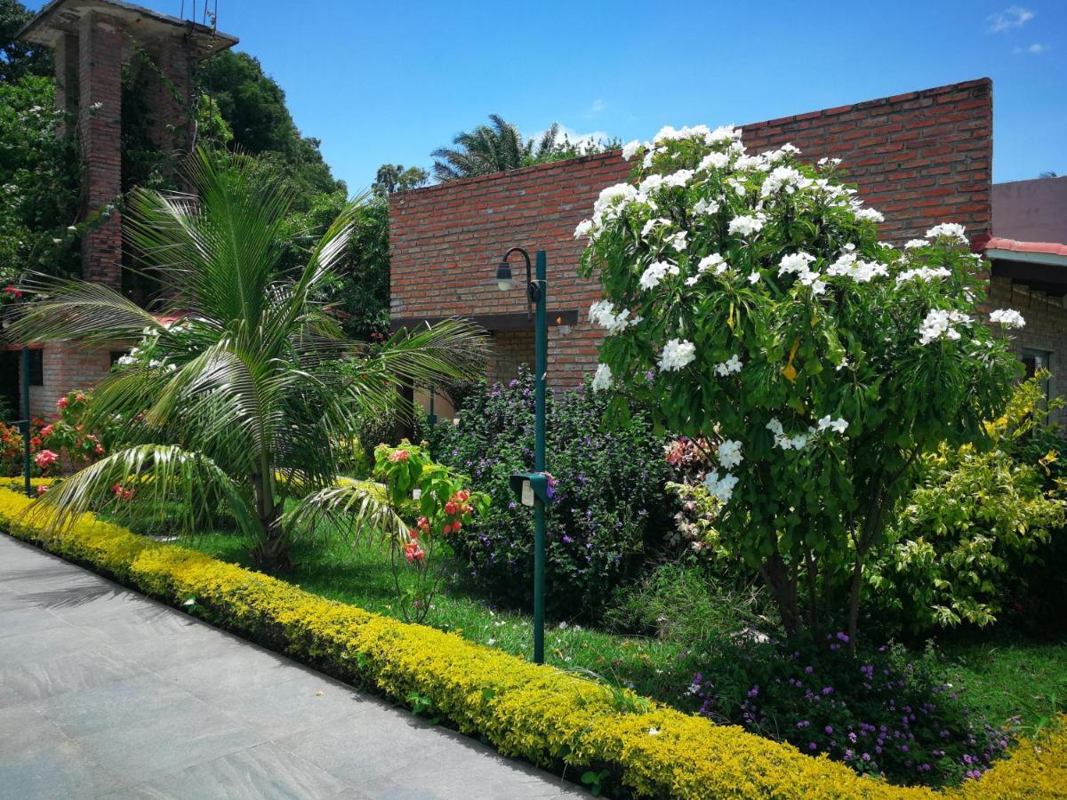 Warnes Los Jazmines Hotel Resort מראה חיצוני תמונה